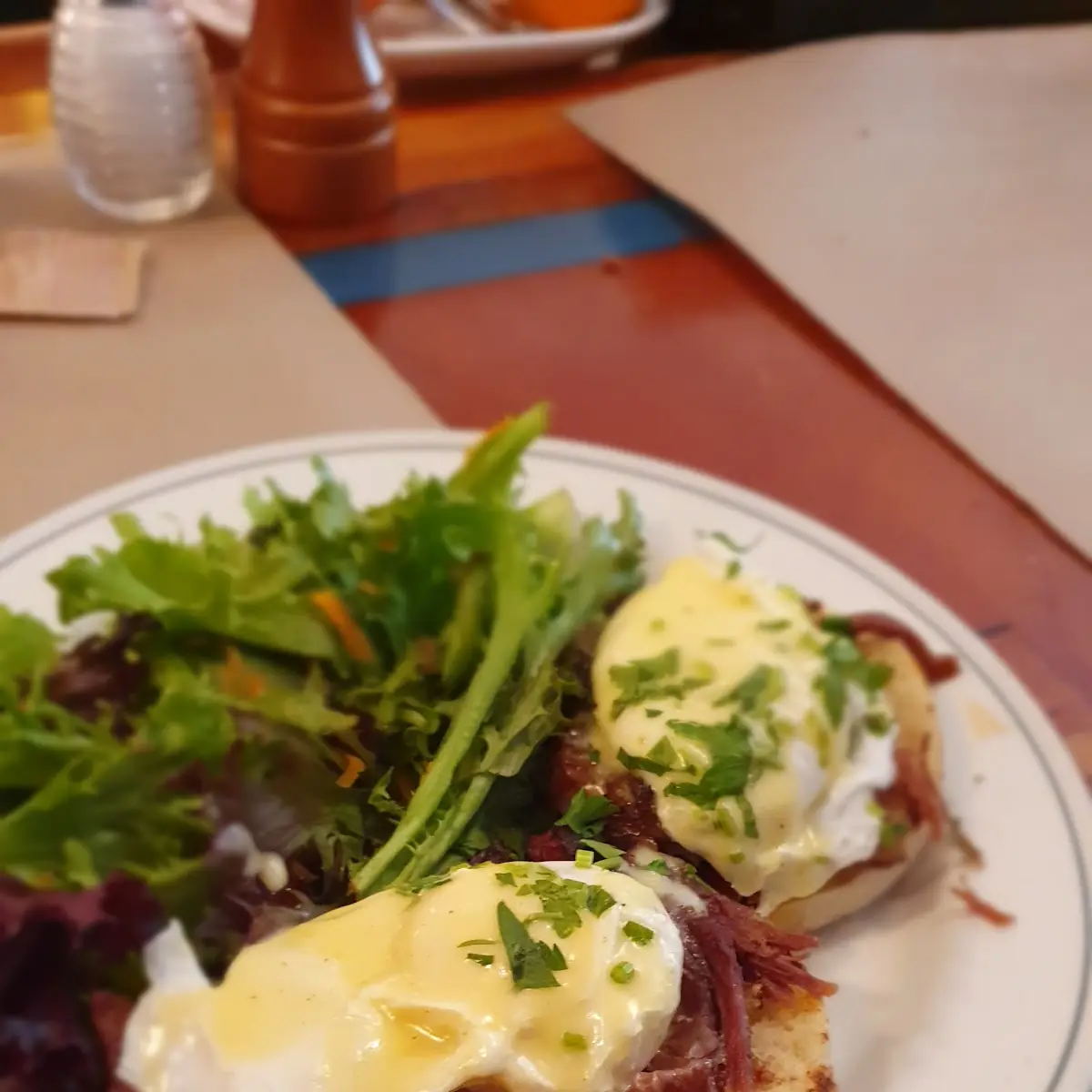 Spinach & Zucchini Eggs Benedict