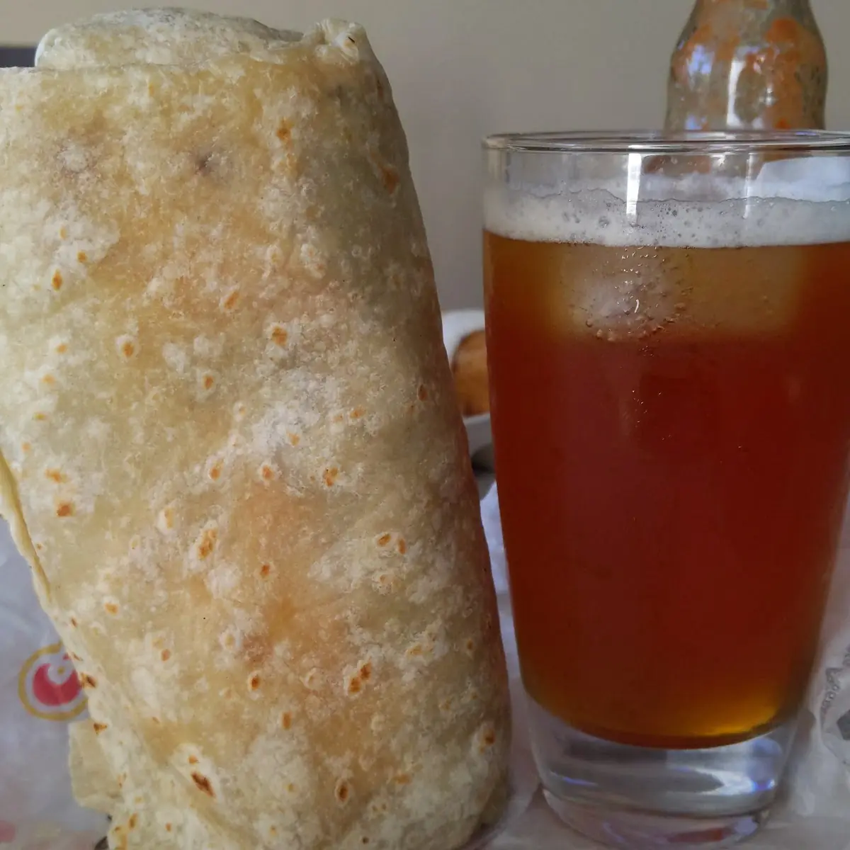 Mar Y Tierra Burrito