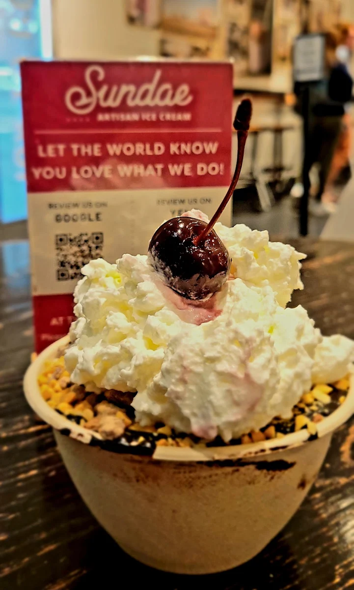 Hot Fudge Sundae