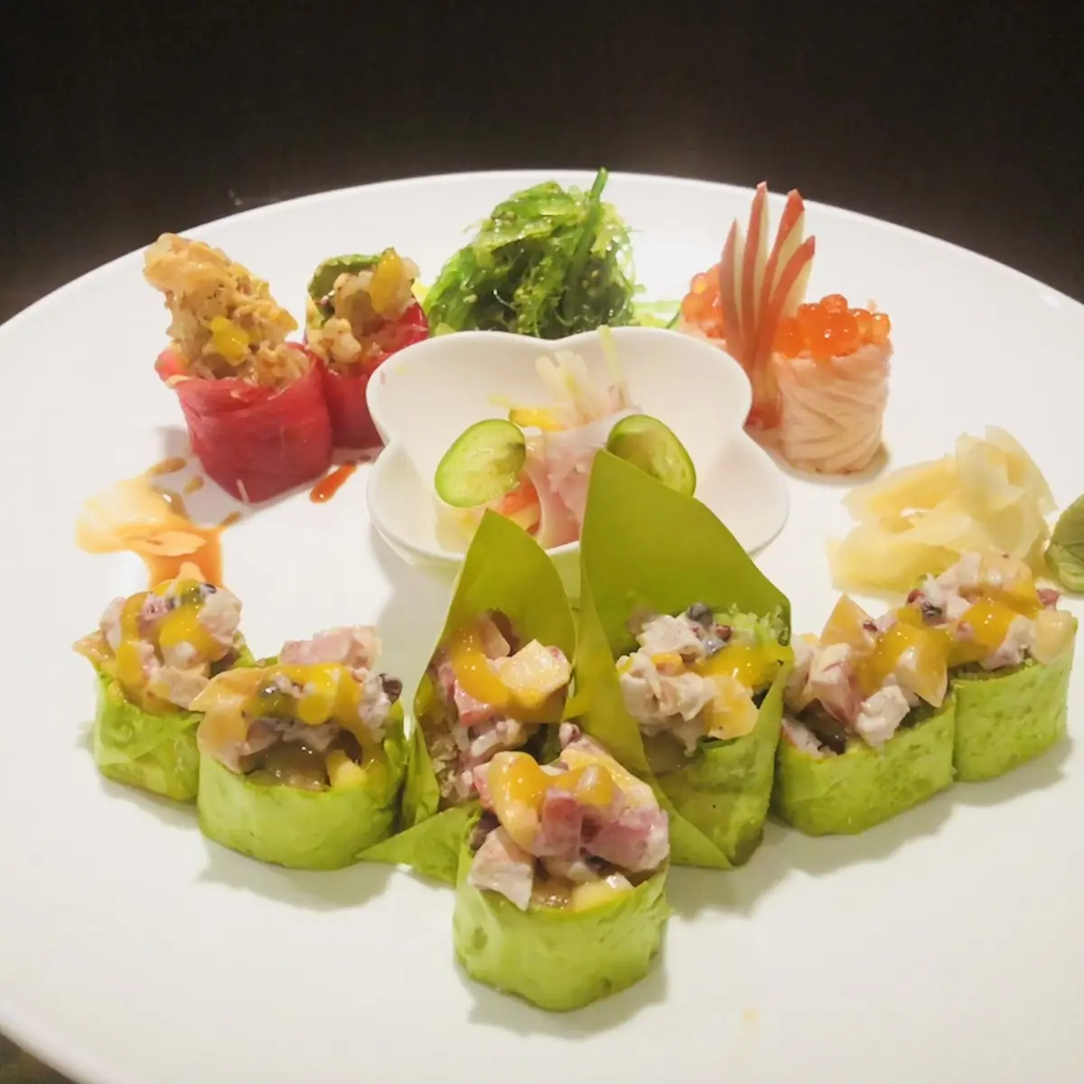 23.Lobster Mango Roll