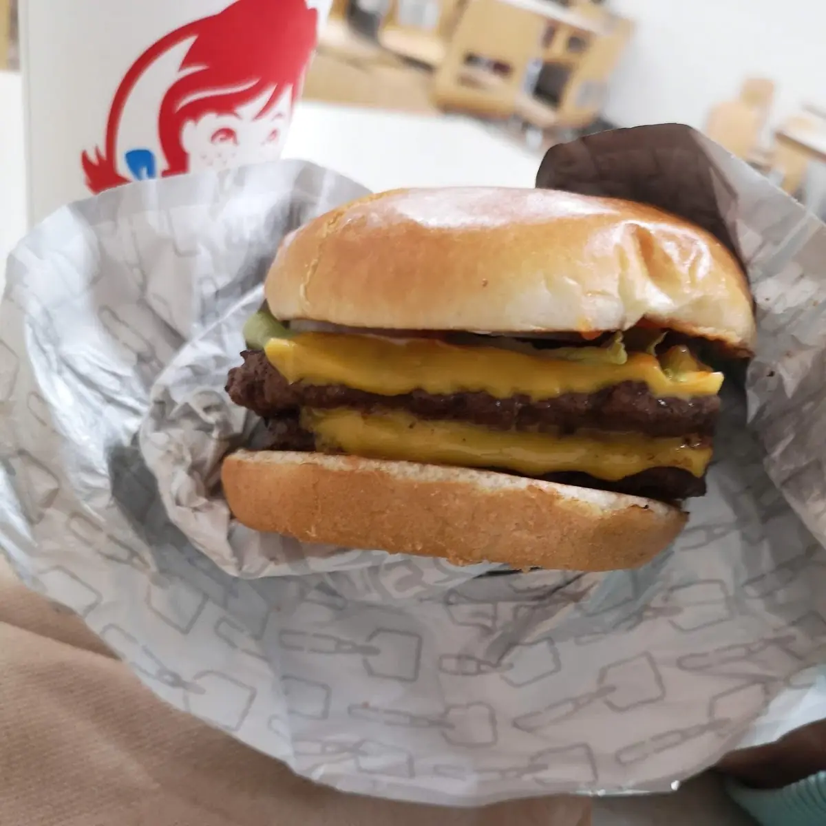 Dave's Doble Cheeseburger