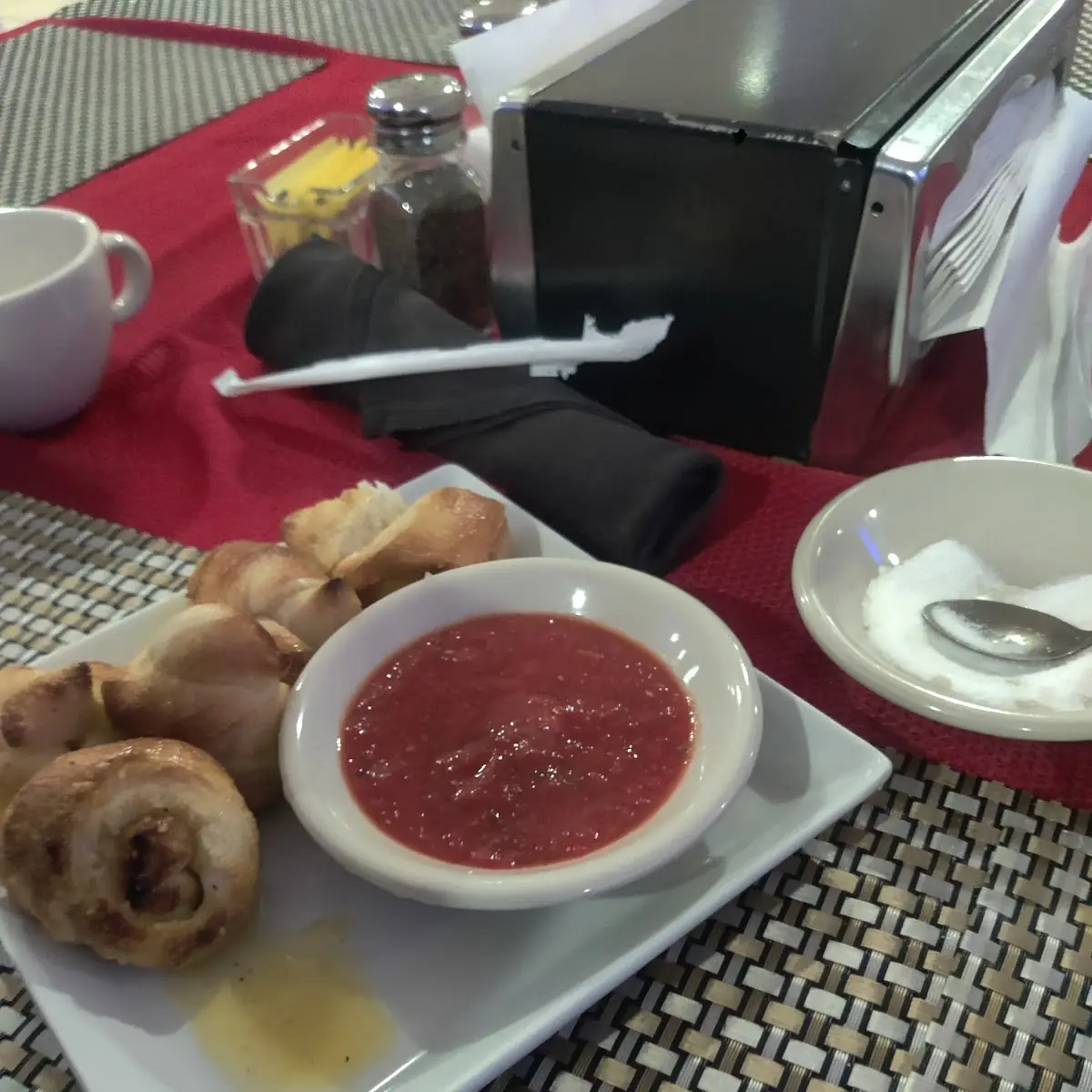 Garlic Bread Bread Knots and Sauce