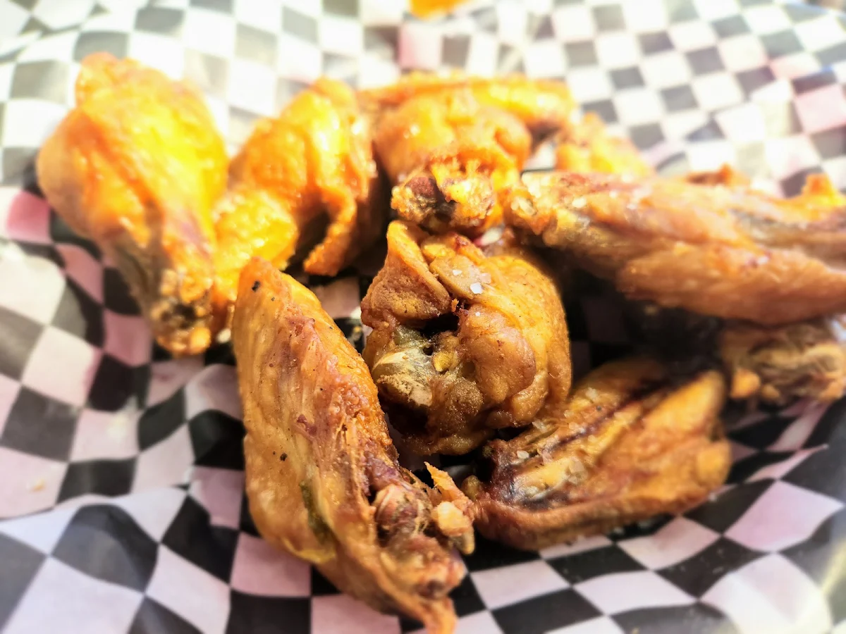 Lemon Pepper Honey Garlic Wings