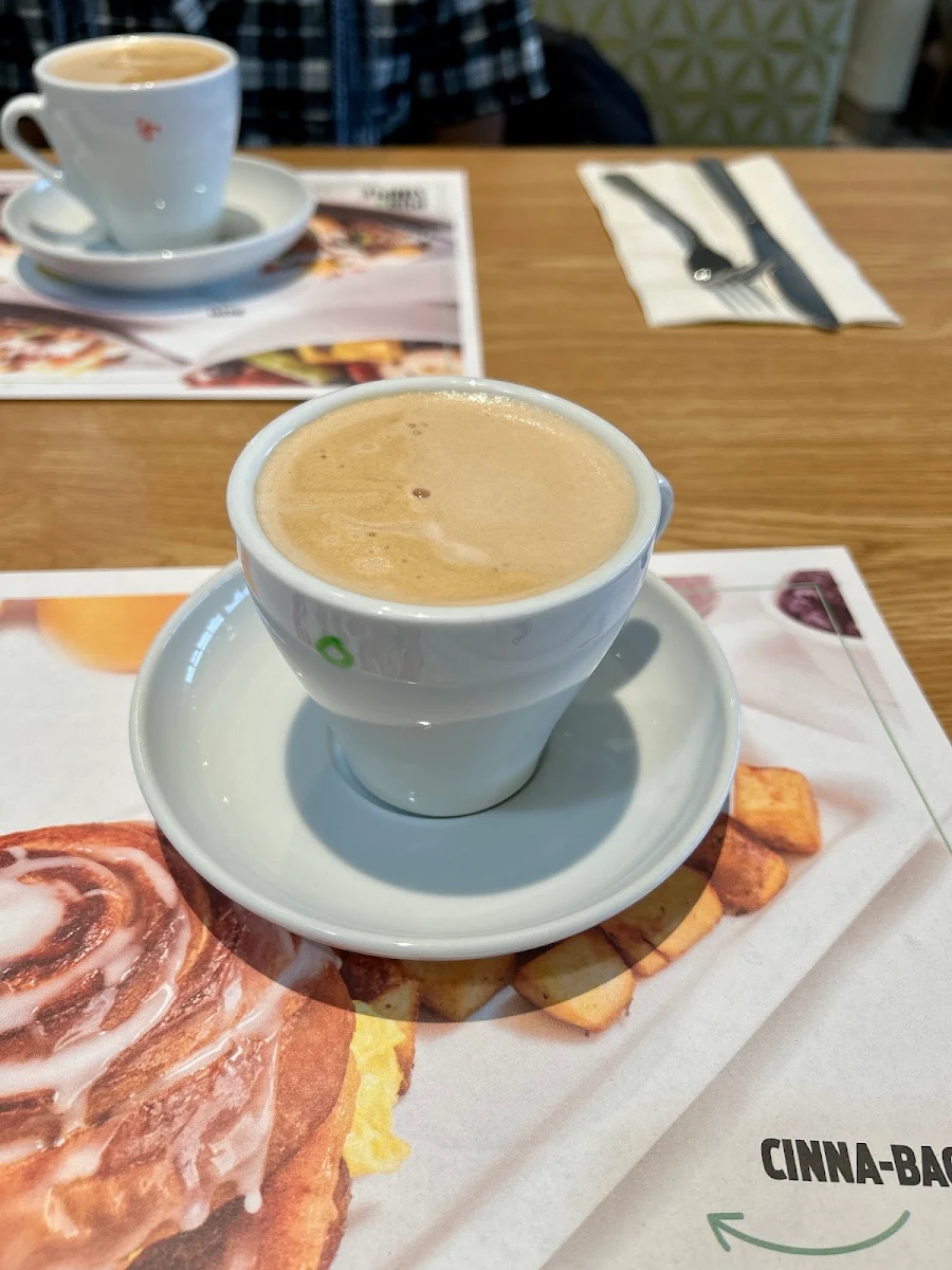 Latte w Almond Milk