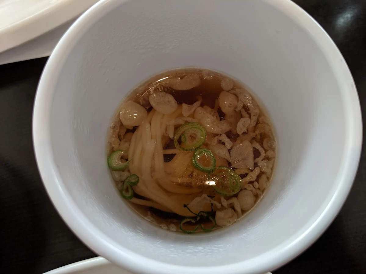 Crunchy Noodle Soup Appetizer Sampler, Oyaji Sushi (à la carte)