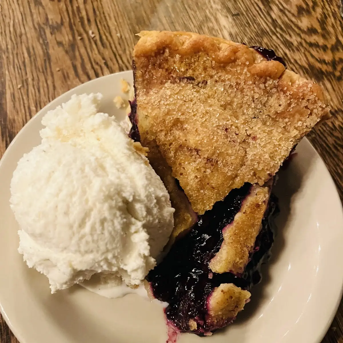 Raspberry Pie with Vanilla Ice Cream