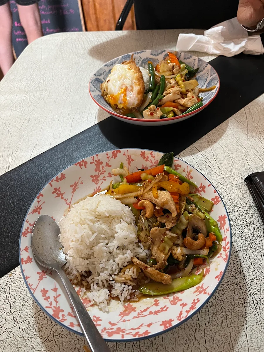Highlights, Thai by Night