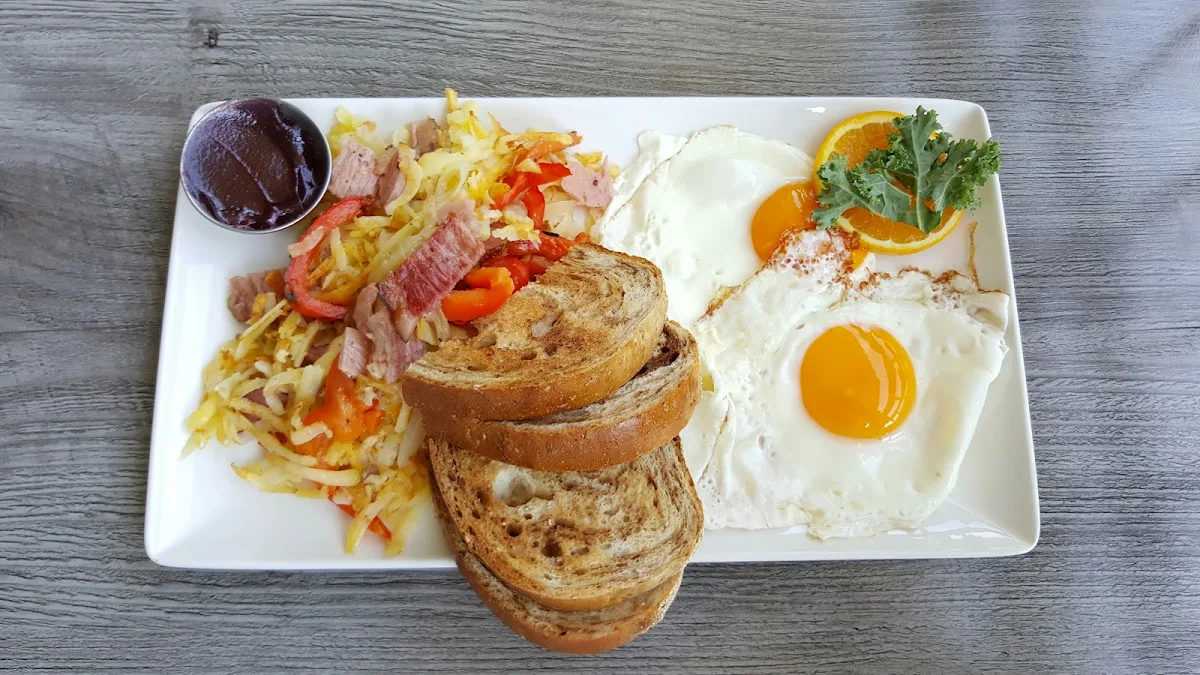 Sunday Brunch, Prairie's Edge