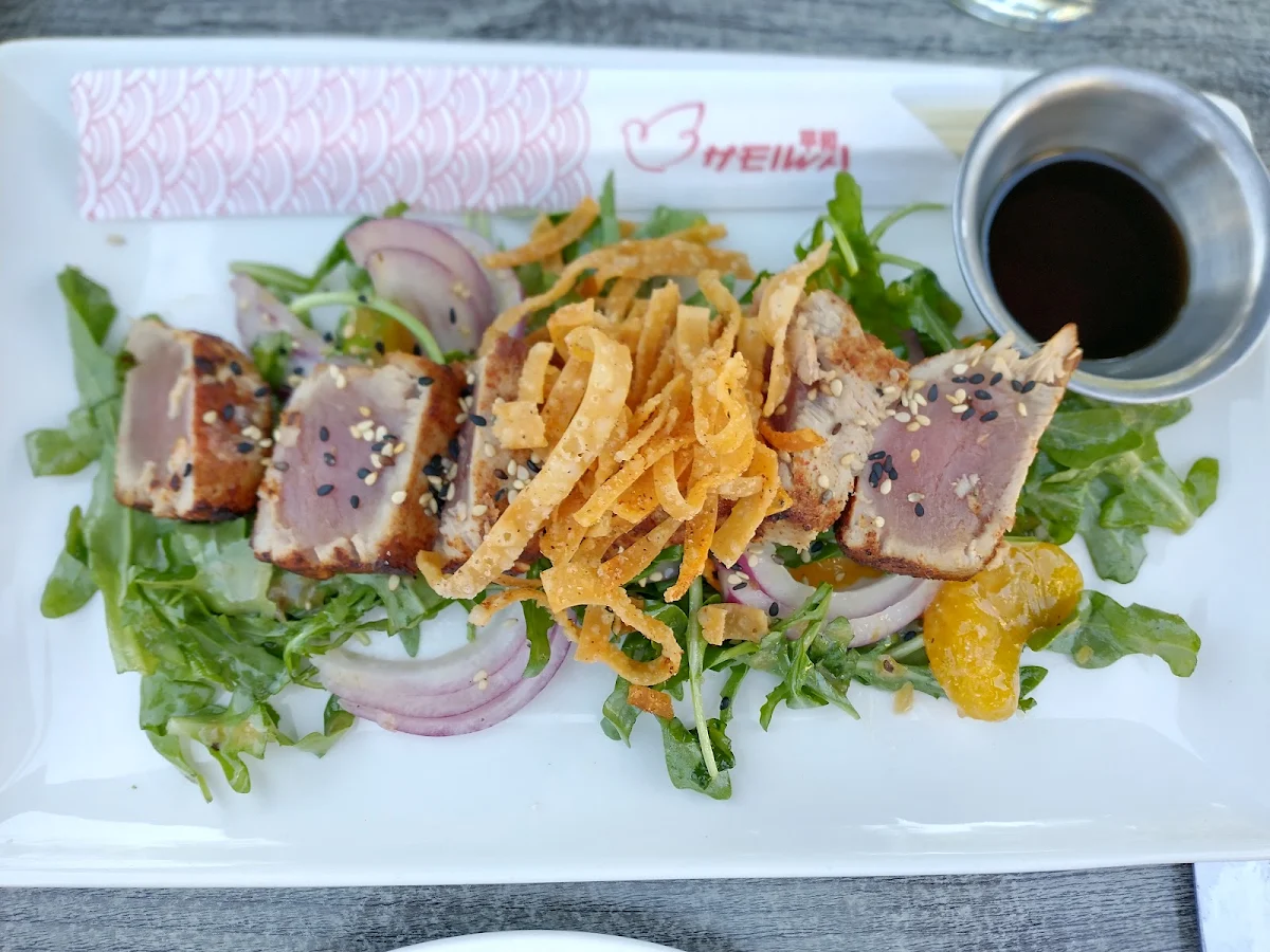 Tuna Tataki Salad, Prairie's Edge