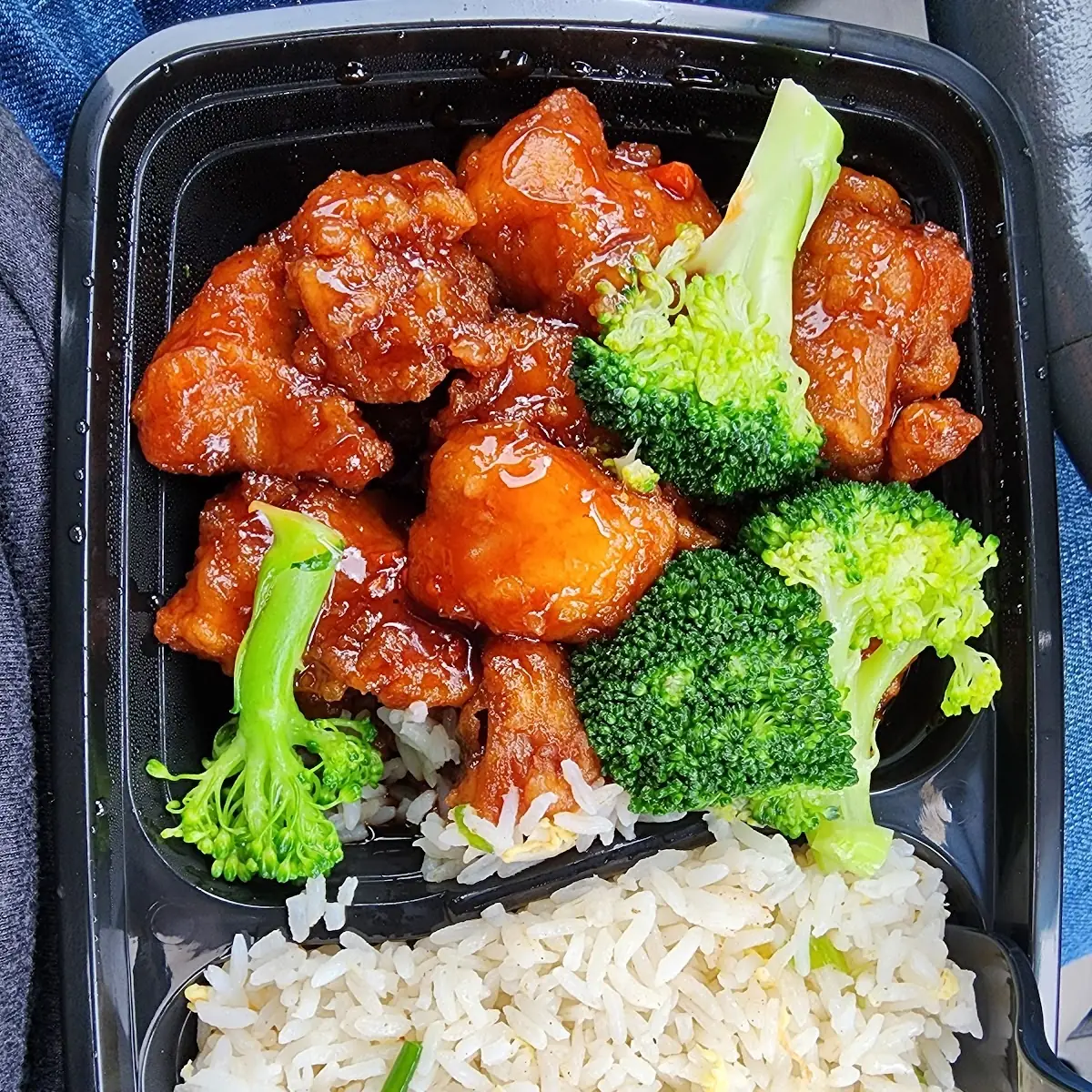 General TSO's Chicken Vegetable Fried Rice