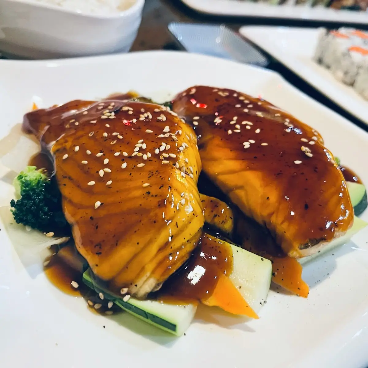 A2.Salmon Sushi