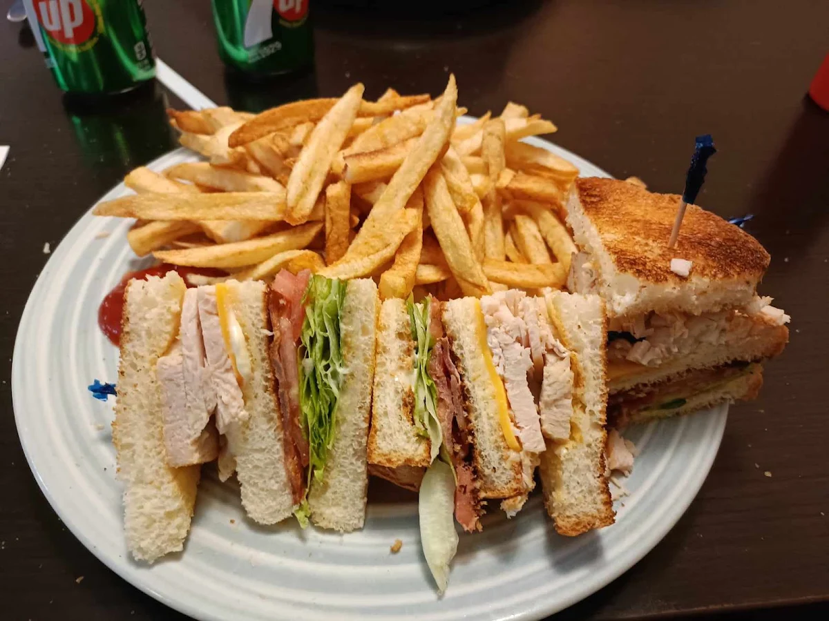 Clubhouse & Fries
