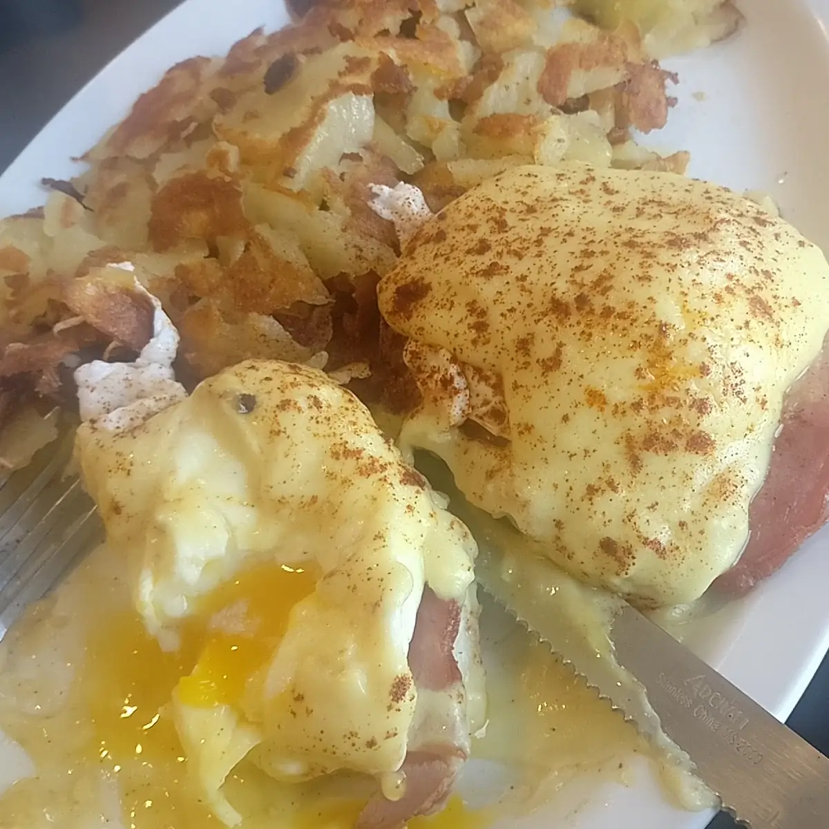 Eggs Benedict