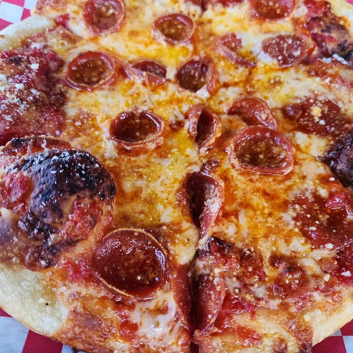 Cheese or Pepperoni Pizza