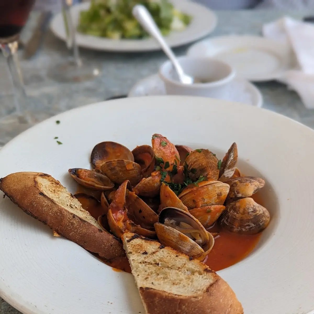 Cioppino Alle Cozze E Vongole
