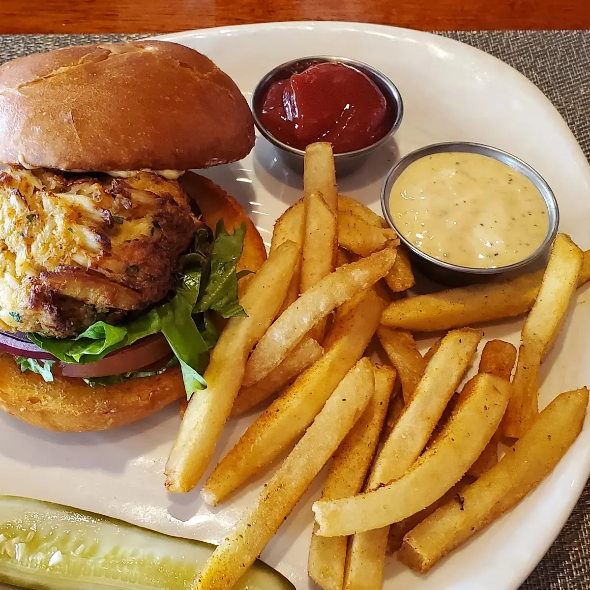 Lump Crab Cake Sandwich
