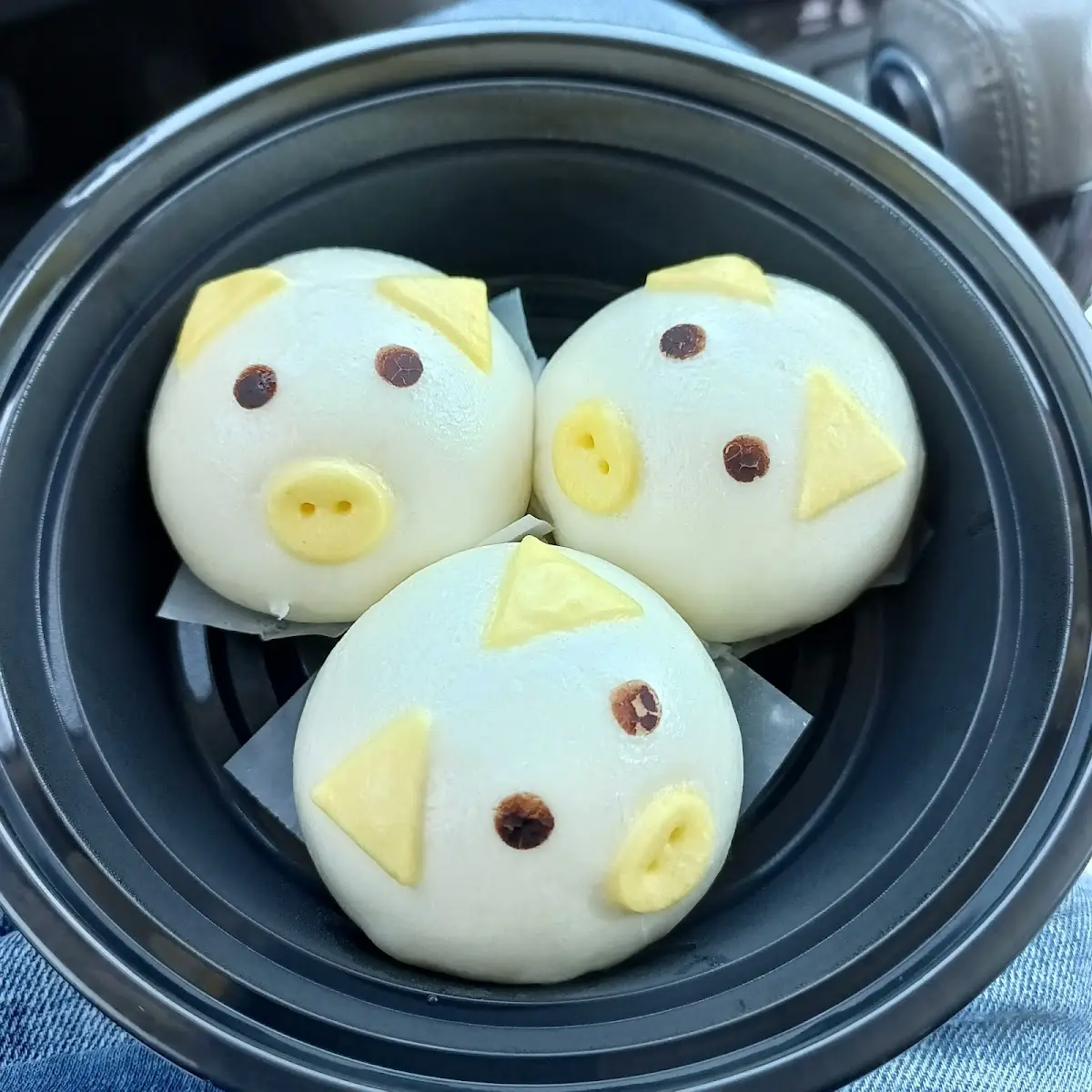 Egg Custard Bun 3