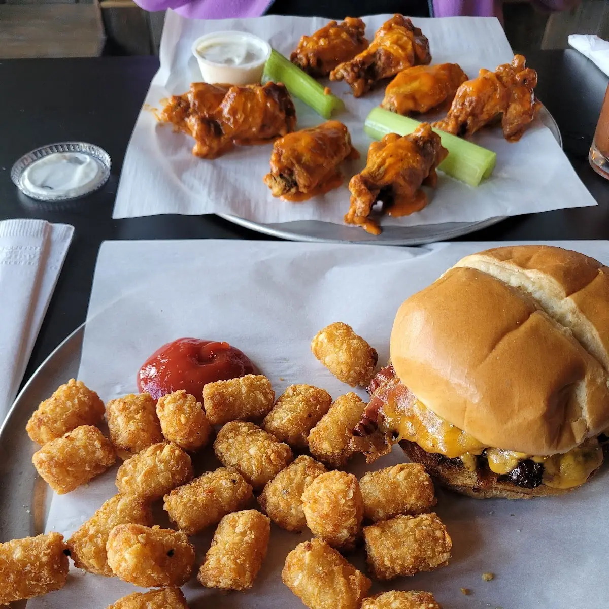 Bacon Cheeseburger w Tots