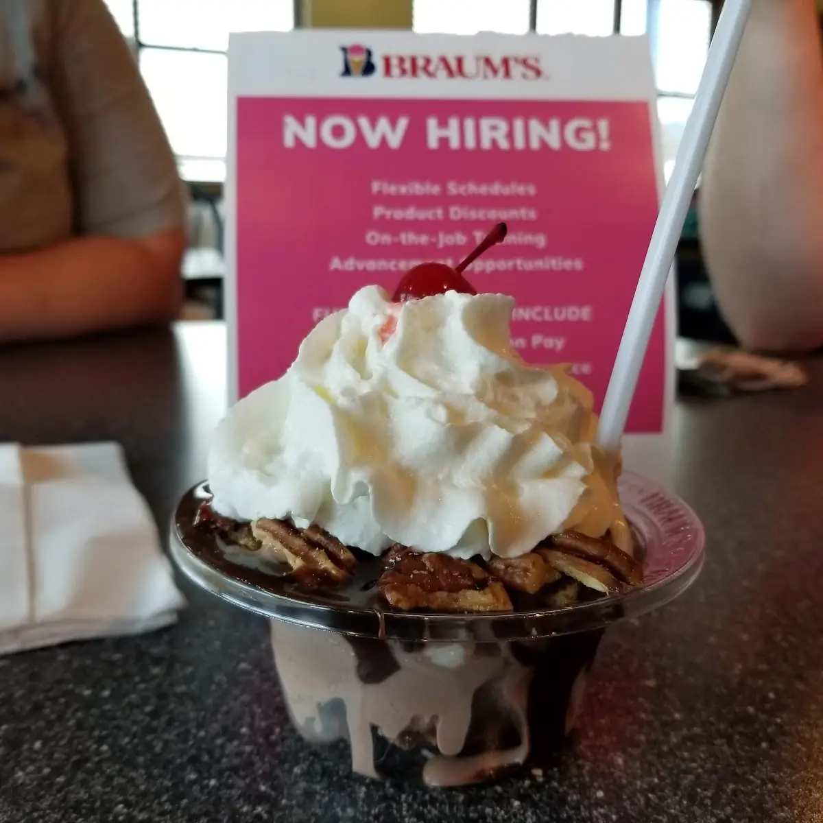Single Dip Sundae