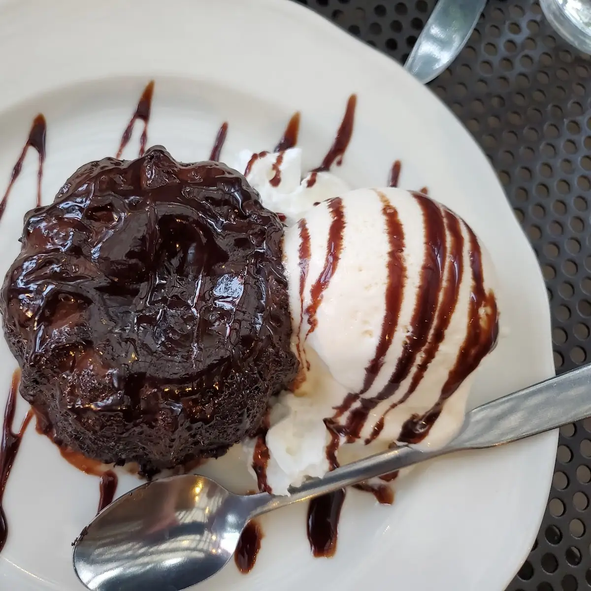 Molten Chocolate Cake