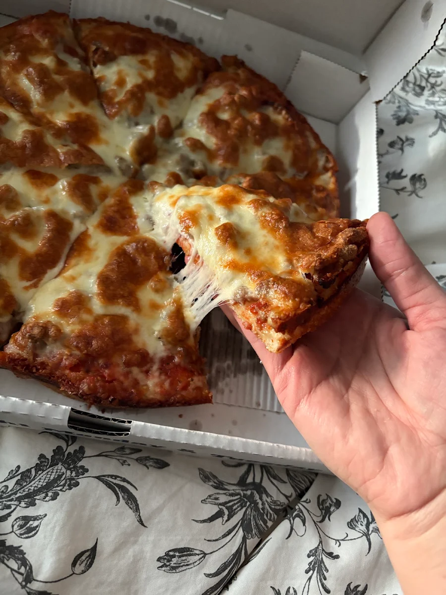 Highlights, Royal Pizza Keswick