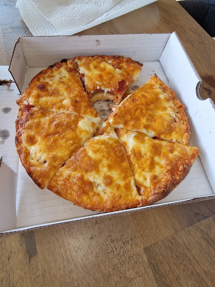 Highlights, Royal Pizza Keswick
