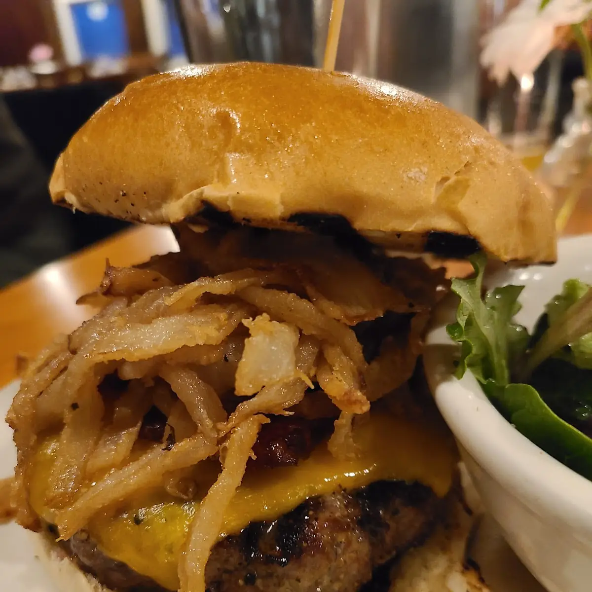 Hoot Burger
