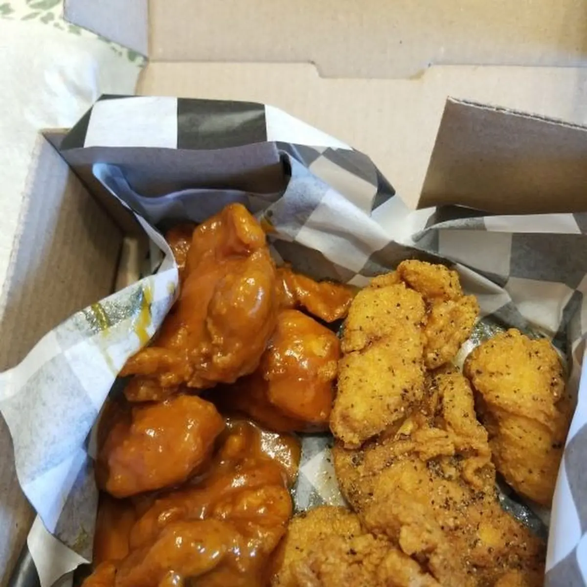 Lemon Pepper Boneless Wings