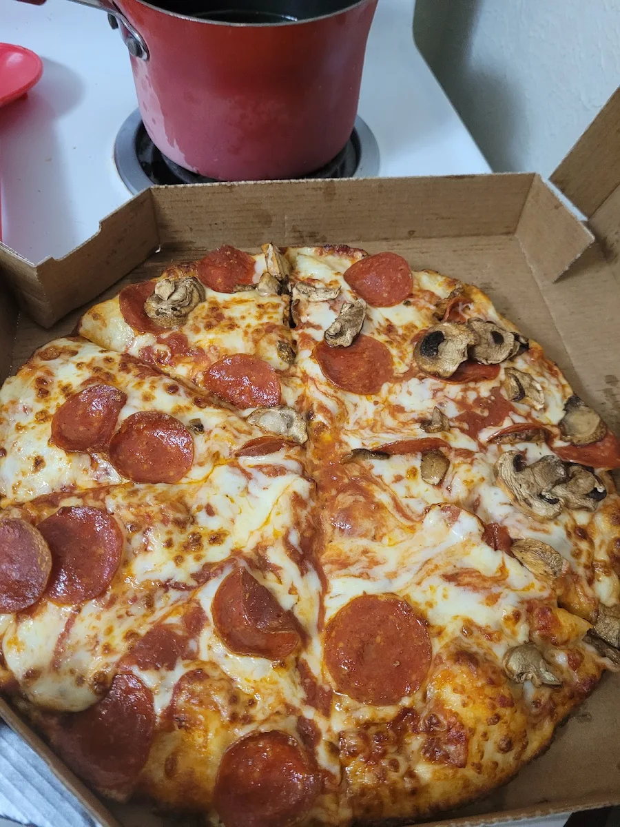 Pepperoni Pizza with Mushrooms