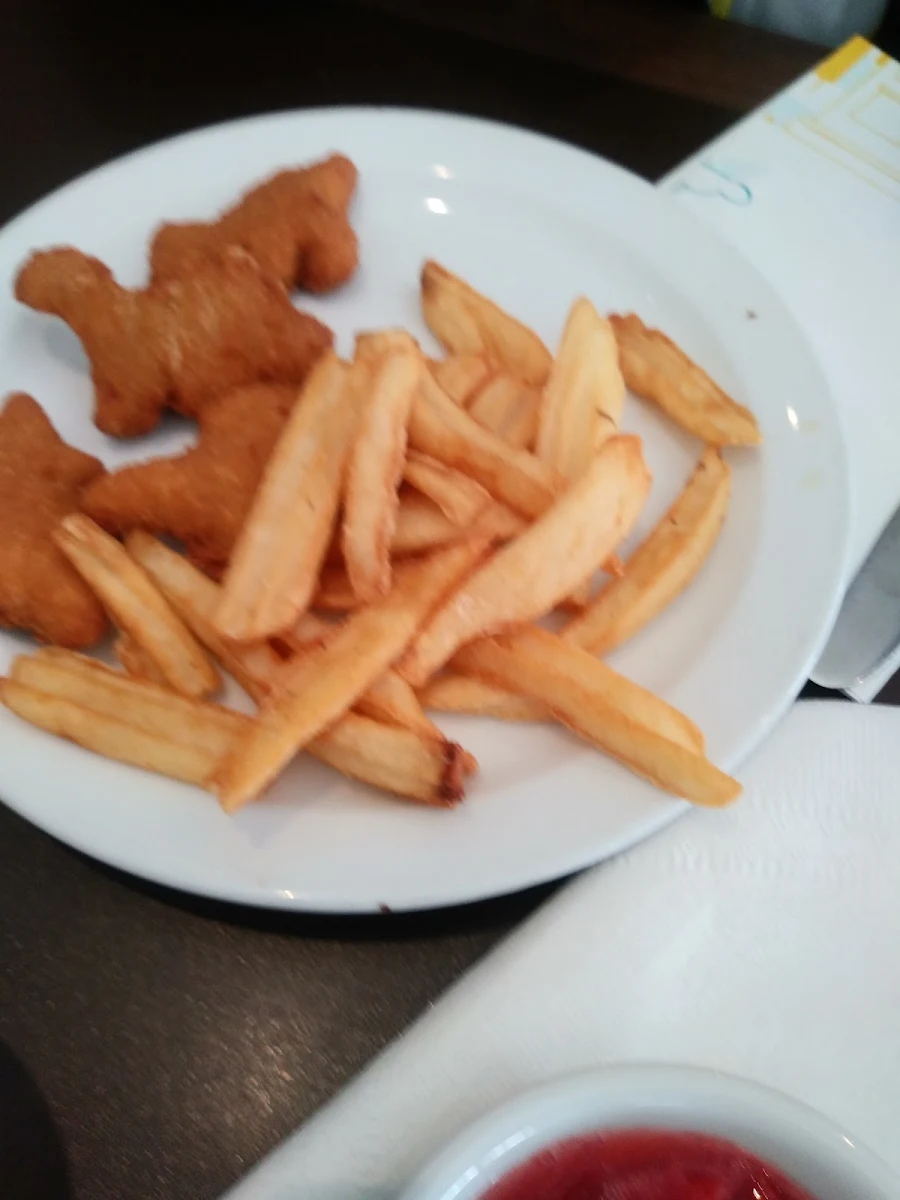 Nuggets and Fries, Denny's Restaurant Abbotsford - Mt. Lehman