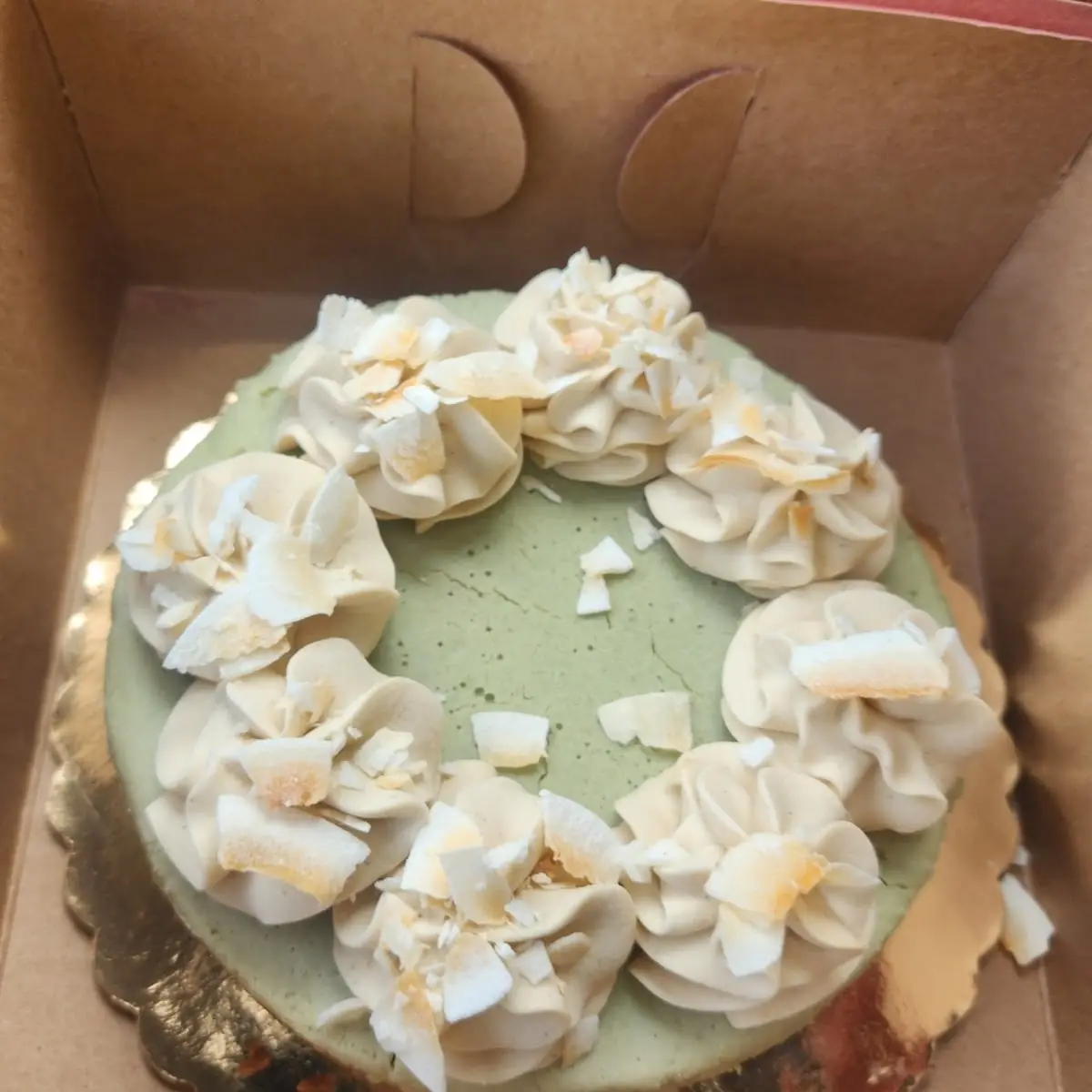Key Lime Hug Cake