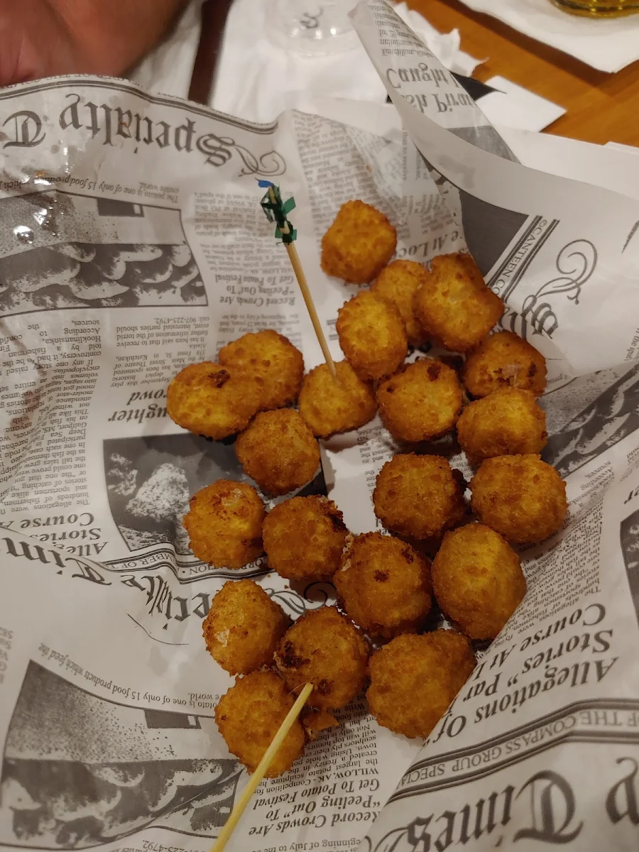 Hot Pepper Cheese Poppers