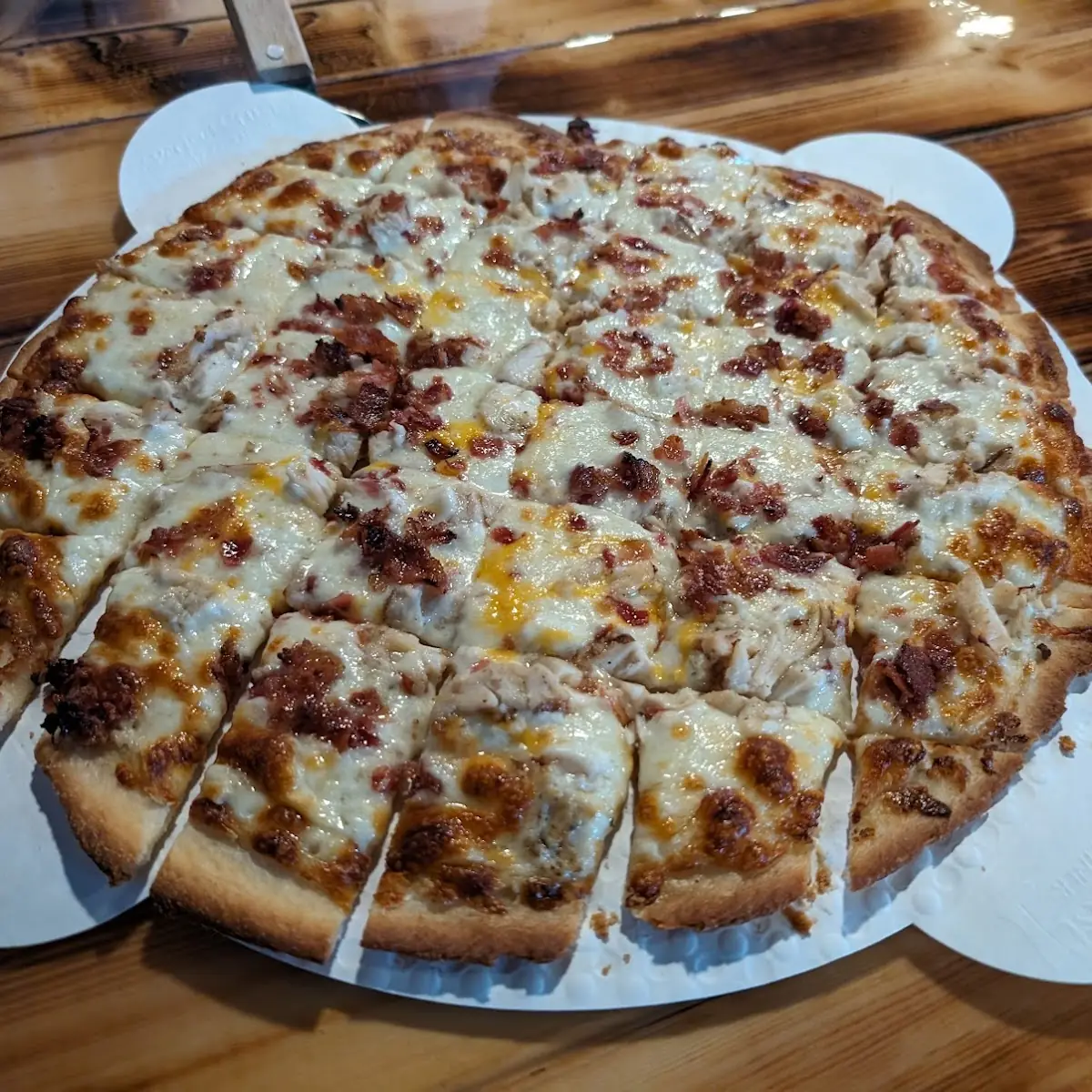 Garlic Chicken Bacon Ranch Pizza