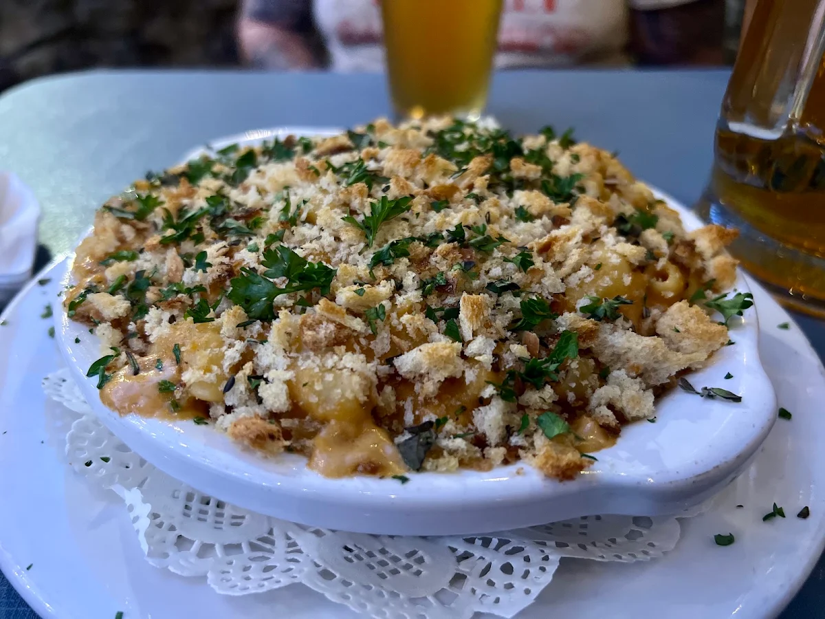 Mac &Cheese