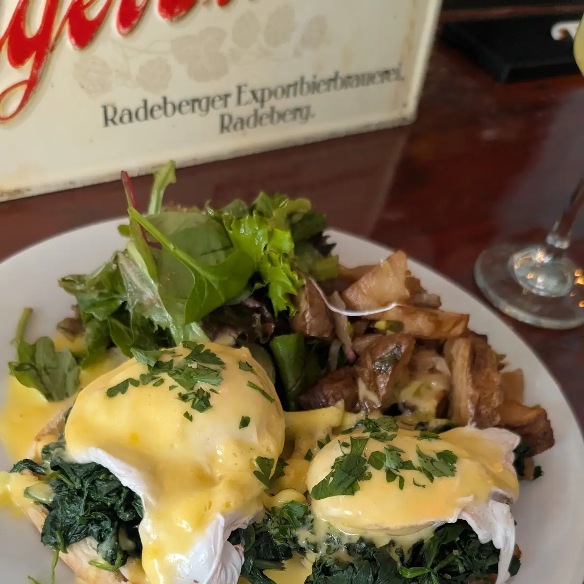 Eggs Benedict