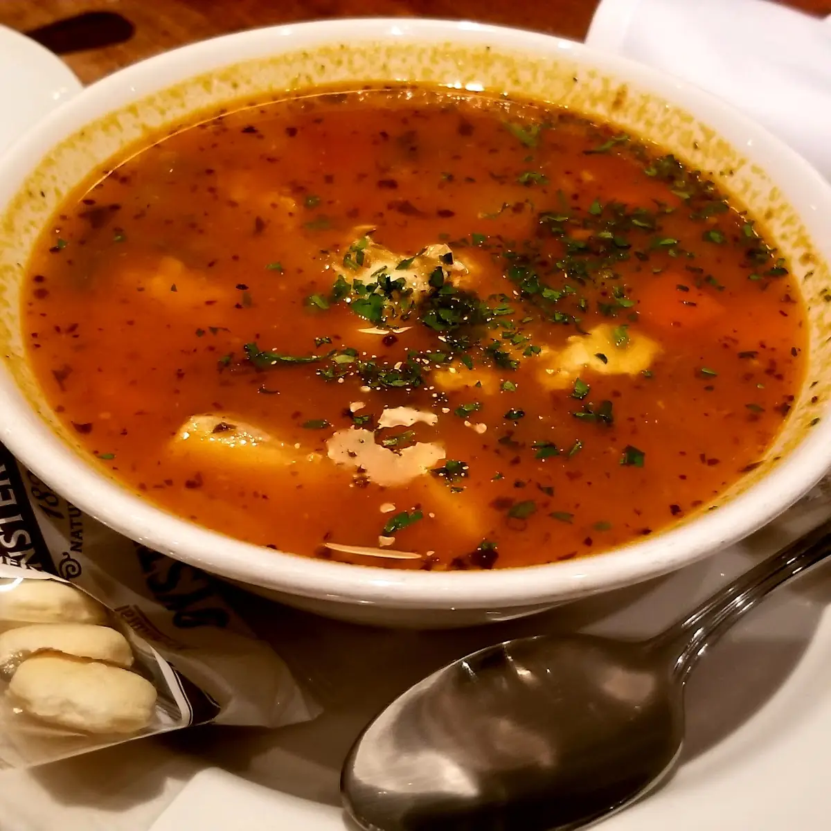 King's Spicy Seafood Chowder