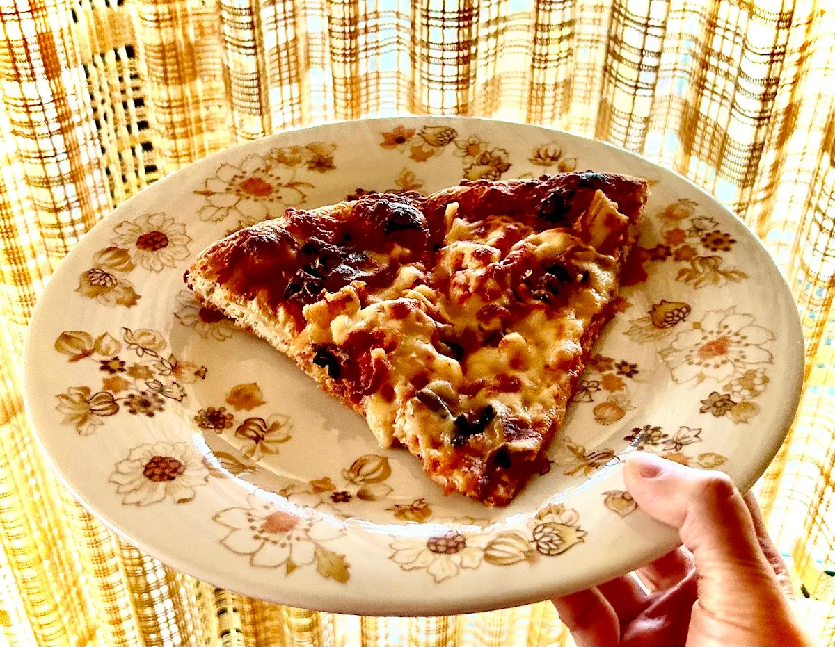 Pineapple Mushrooms Sun-Dried Tomatoes Pizza, Pizza Pizza