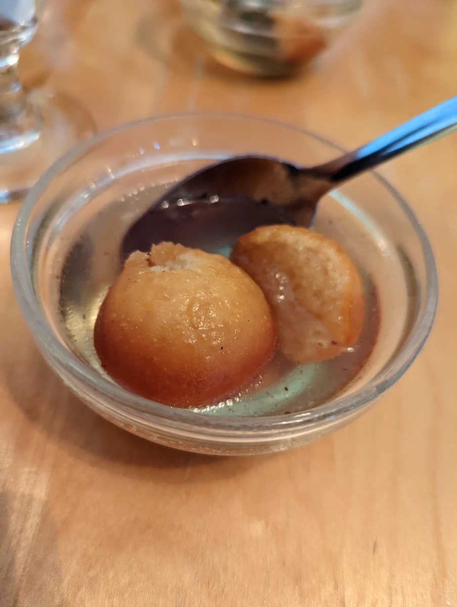 Gulab Jamun, Restaurant Shalimar