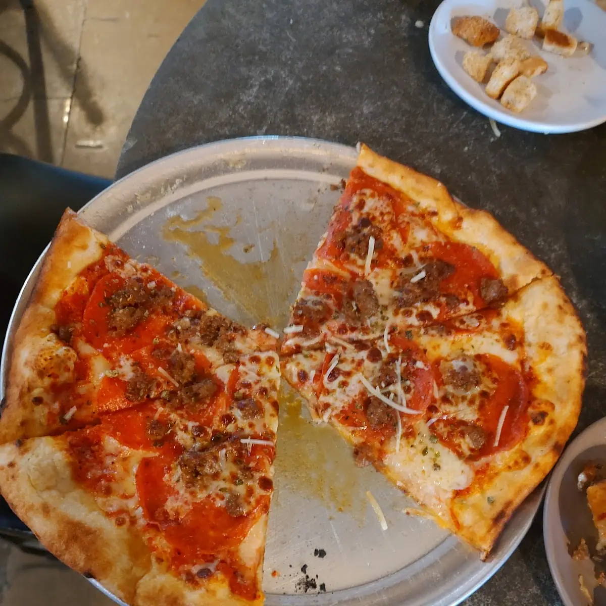Pepperoni pizza