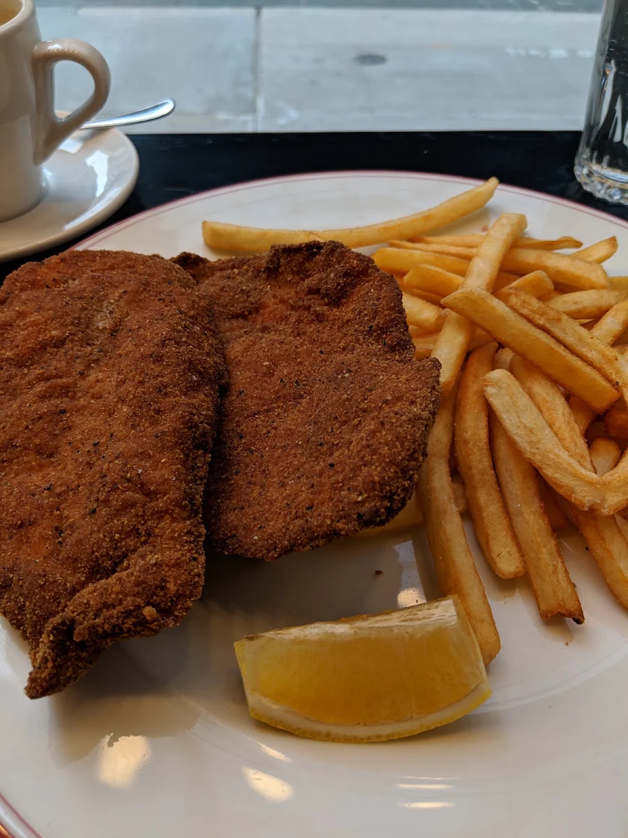 Chicken Schnitzel, Cafe Landwer