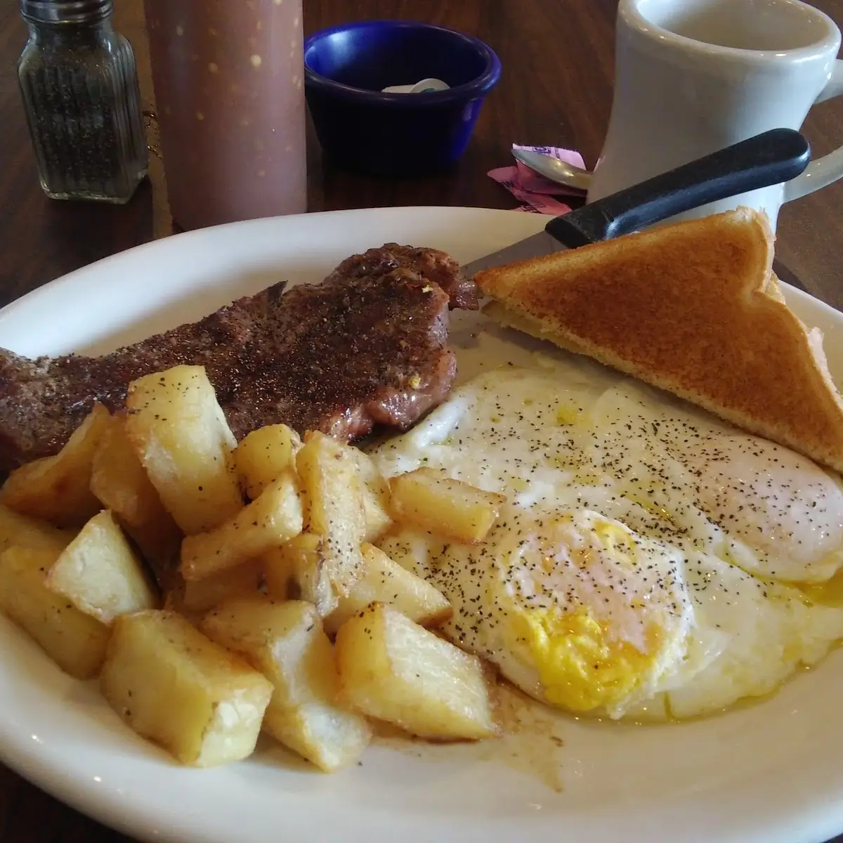 Steak & Eggs with Potatoes