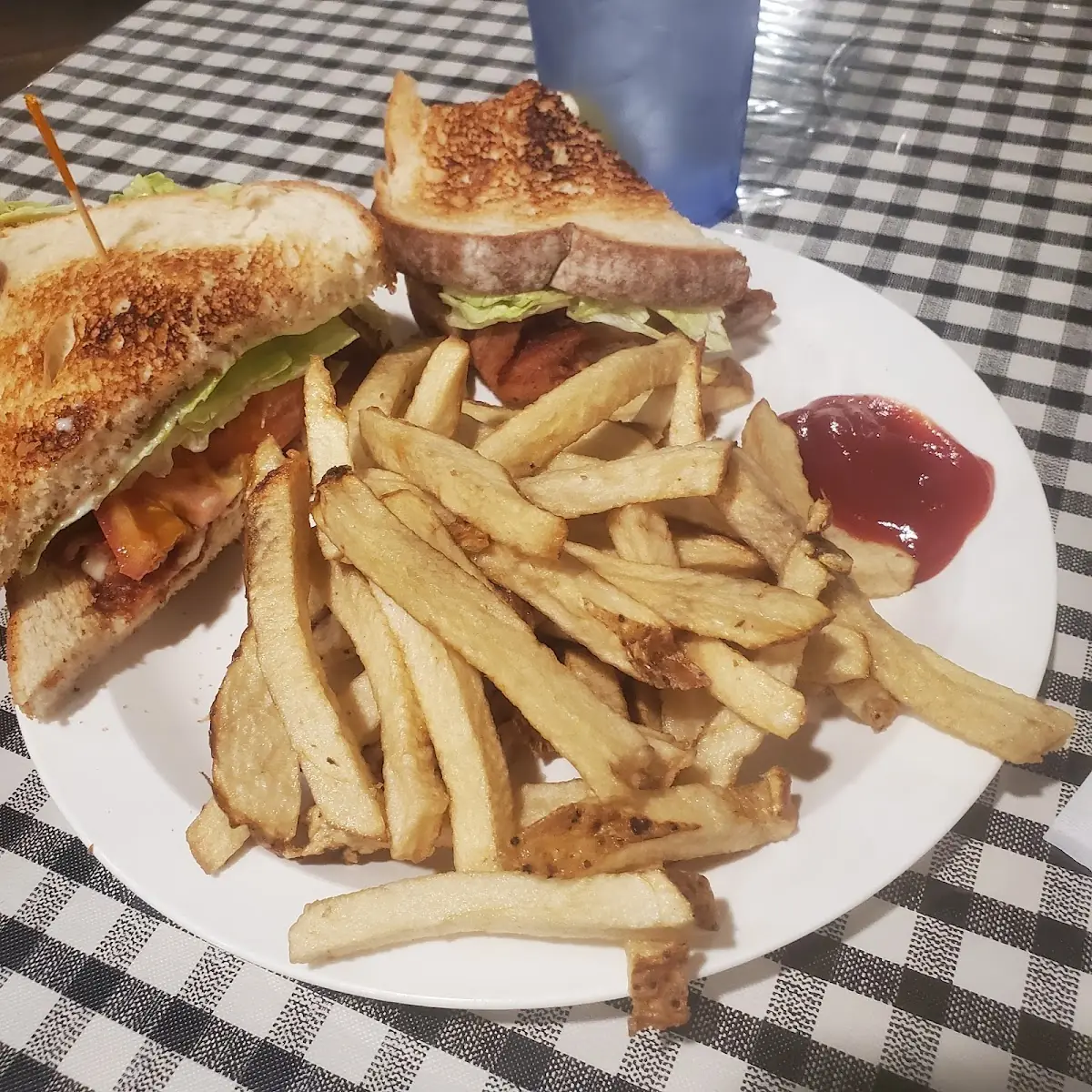 blt with Hand Cut Fries