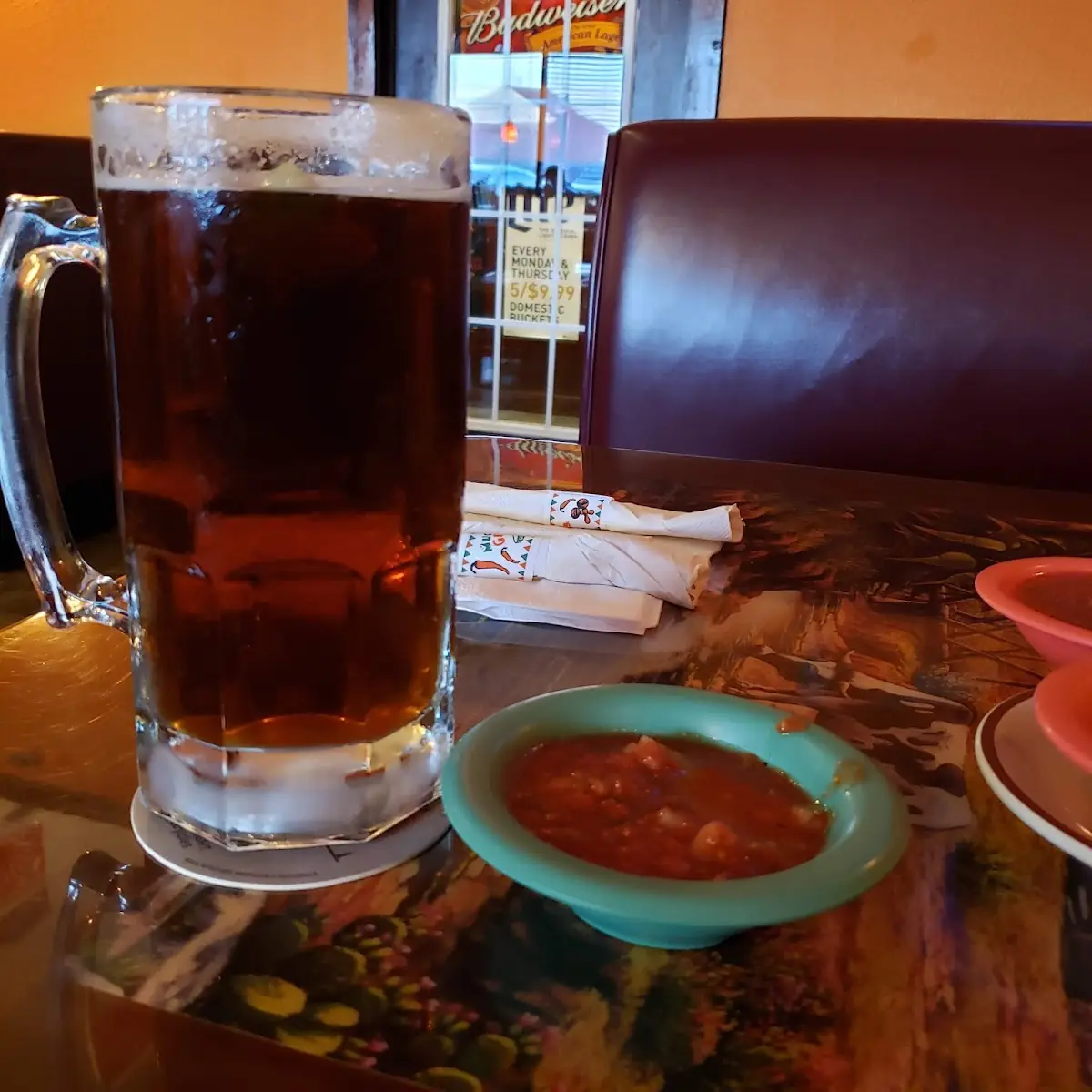 Dos Equis Amber Chips and Salsa