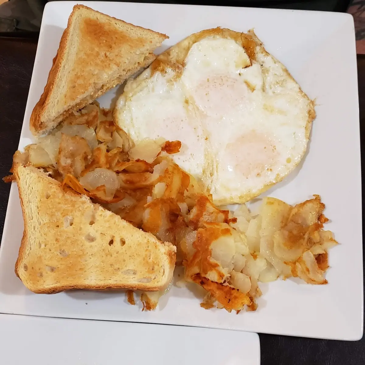 3 Eggs with American Fries