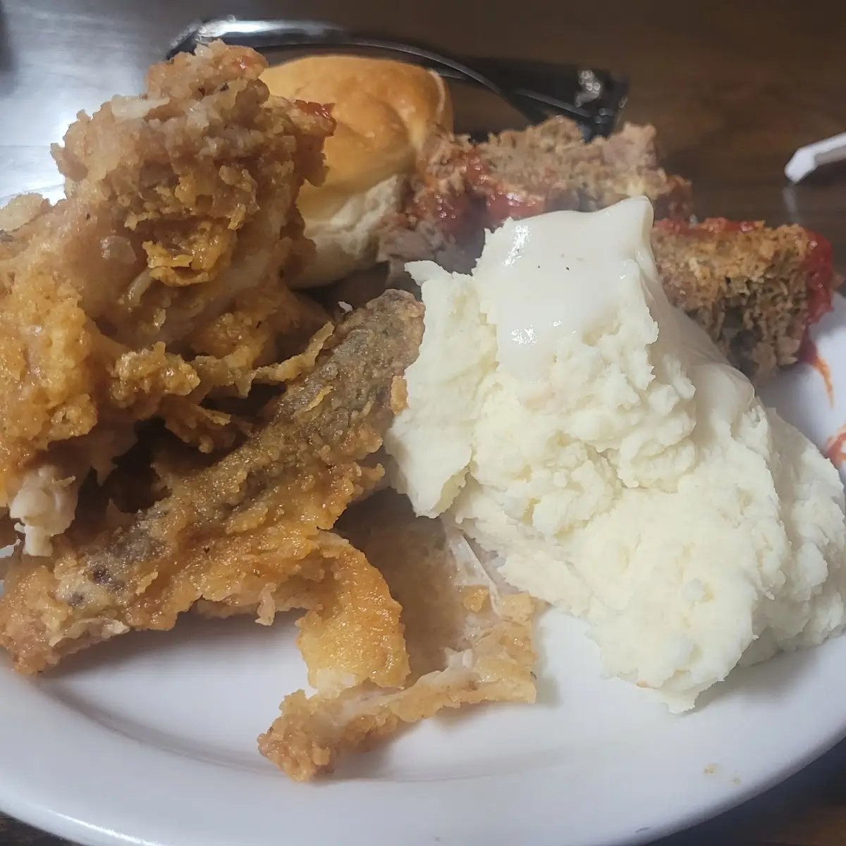 Fried Chicken w Mashed Potatoes