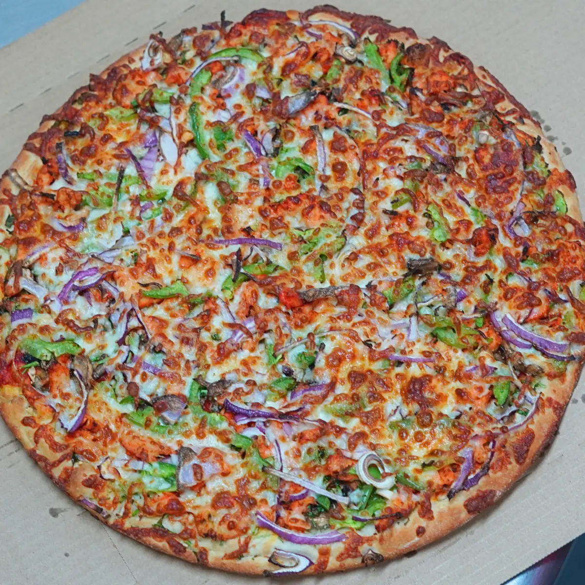 Tandoori Chicken Pizza Without Mushrooms