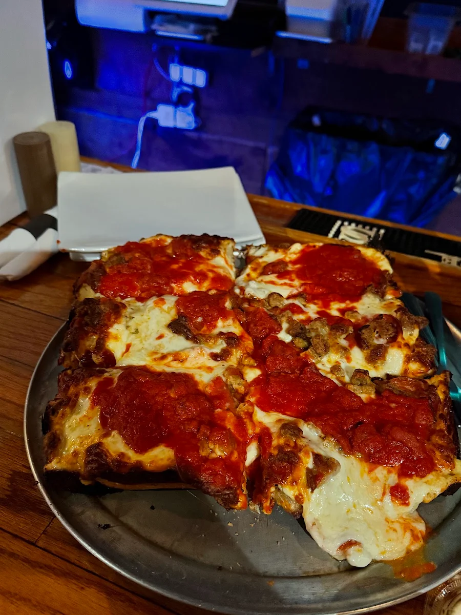 Detroit Deep Dish