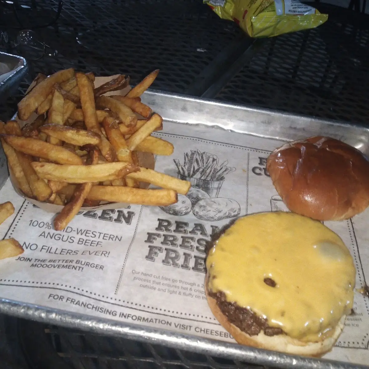 Cheeseburger Combo