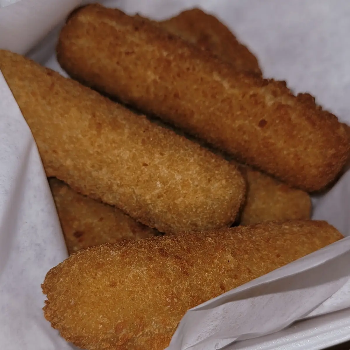 Fried Mozzarella Cheese Sticks
