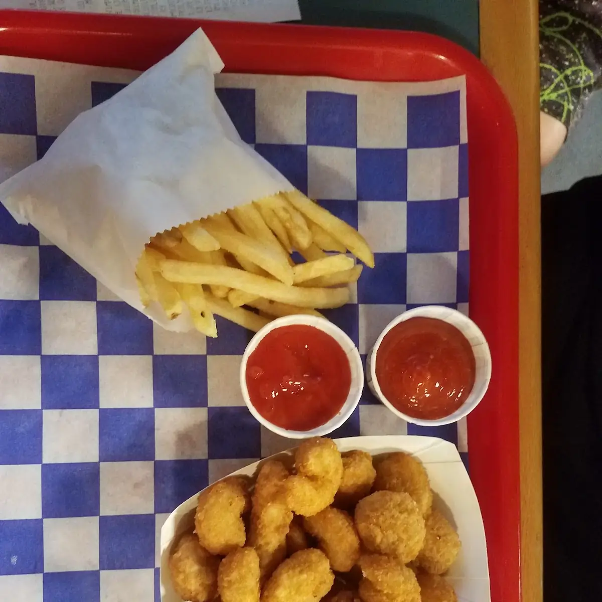 Shrimp Basket with Fries